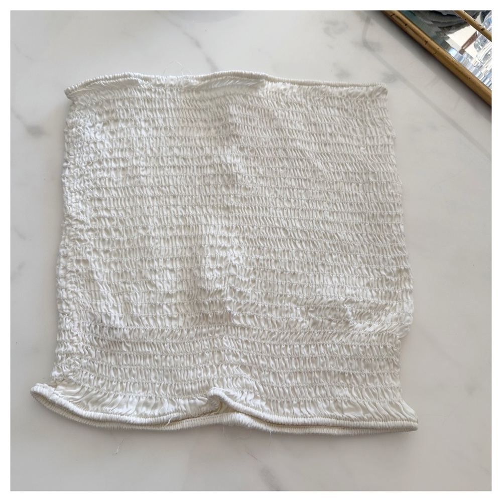 NWOT‎ Donni. 100% rayon Tibe tops White